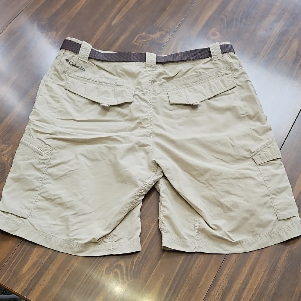 Columbia Cargo Shorts with Belt